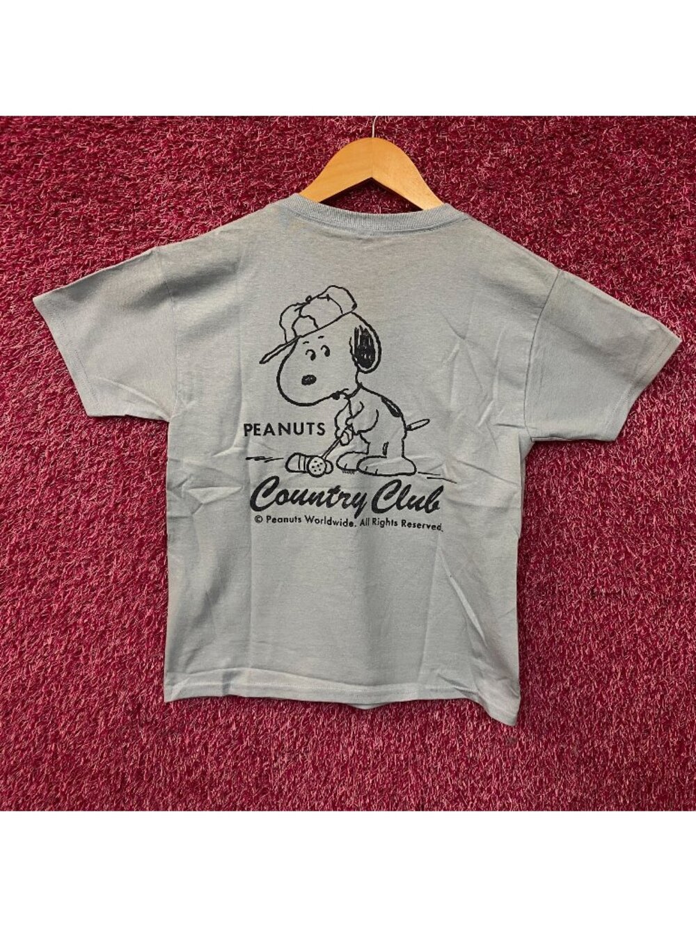 Peanuts "Country Club" Snoopy Graphic T-Shirt Small